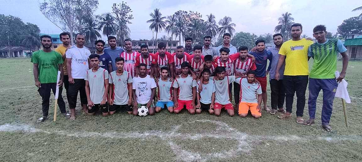 মাদ্রাসা পাড়া ইয়াং স্টার ক্লাব আয়োজিত সৌখিন ফুটবল টুর্নামেন্টের শুভ উদ্বোধন