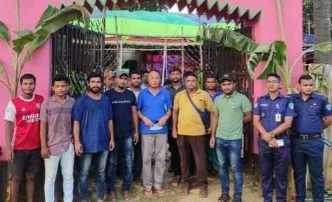 করেঙ্গাতলীর শ্রীশ্রী হরি মন্দির দুর্গাপুজা মন্ডপ পরিদর্শন করেন প্রিয়নন্দ চাকমা