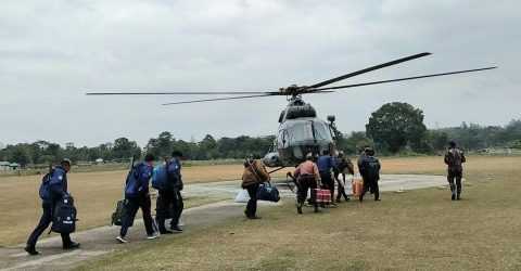 বাঘাইছড়িতে দুর্গম নির্বাচনকেন্দ্রে যাতায়তের জন্য ব্যবহার হচ্ছে হেলিকাপ্টার