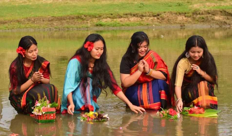 ফুল বিজুর মধ্য দিয়ে শুরু হলো বাঘাইছড়িতে বিজু উদযাপন