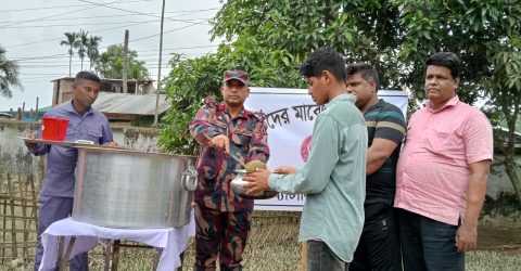 চিকিৎসা ও খাদ্য সহায়তা দিয়ে বন্যার্তদের পাশে মারিশ্যা জোন